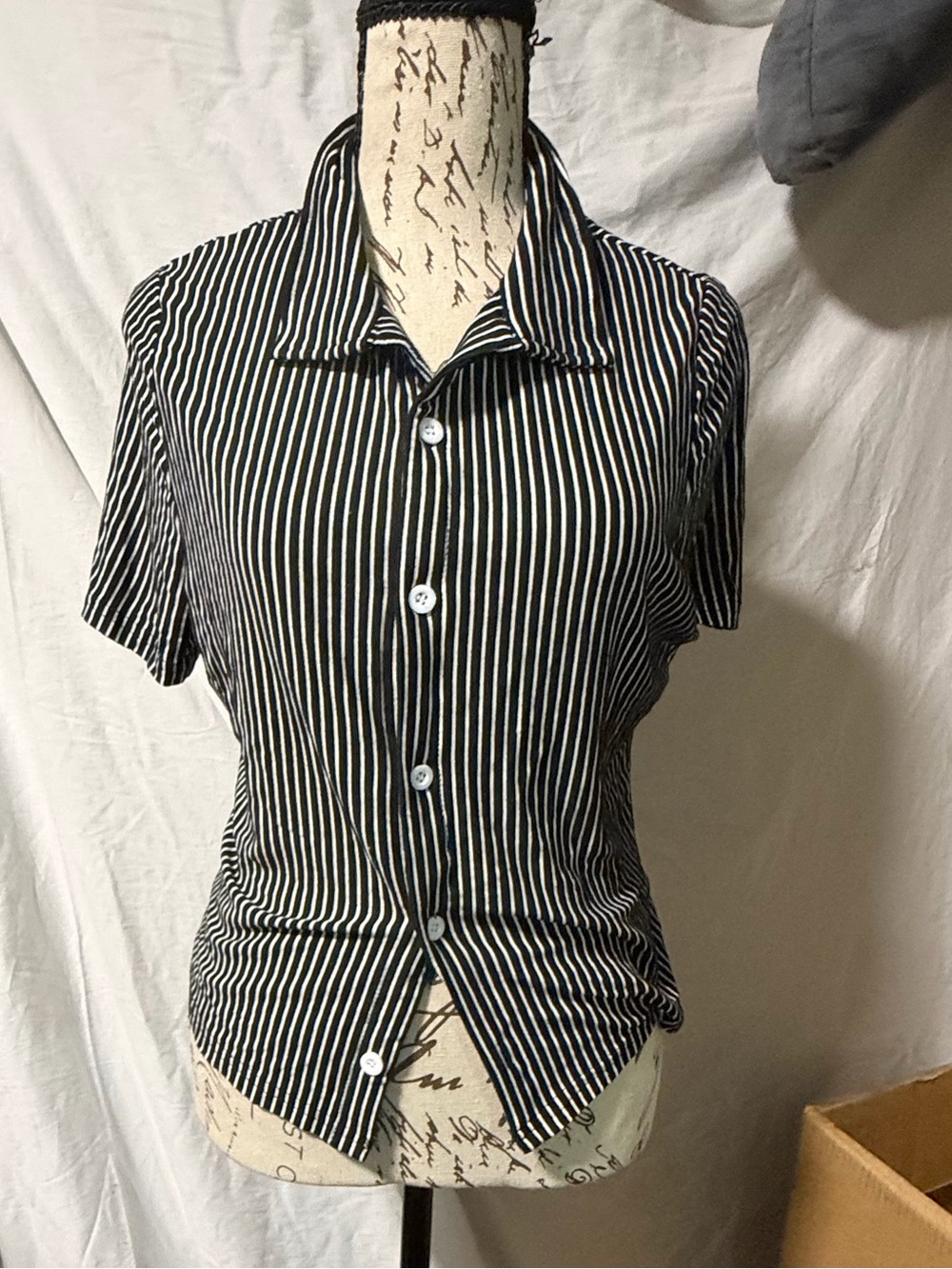 SHEIN Black & White Pinstripe Short Sleeve Button-Down Top - Size XL